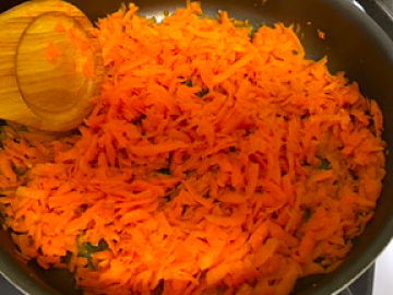 Homemade Carrot Halwa
